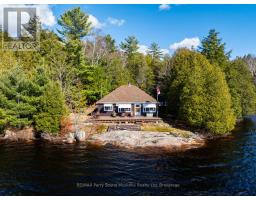 764 EAST BEAR LAKE ROAD, mcmurrich/monteith (bear lake), Ontario