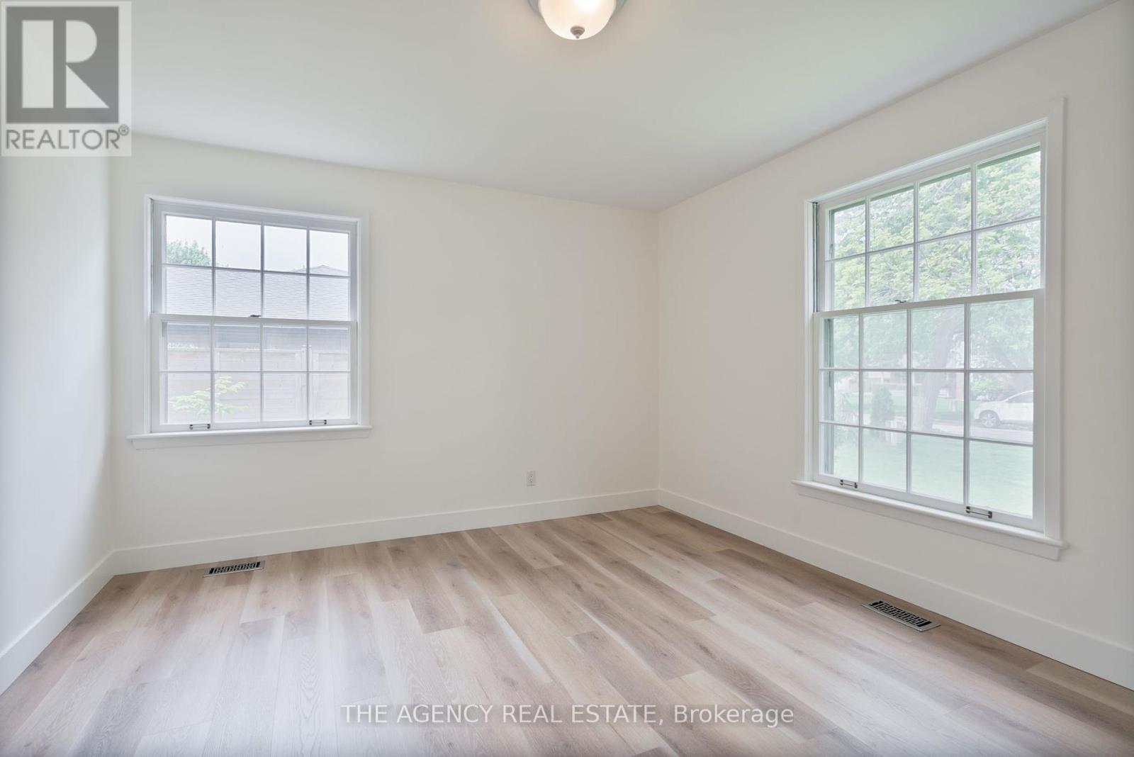 38 Hunt Village Crescent, London North, Ontario  N6H 4A3 - Photo 20 - X12441030