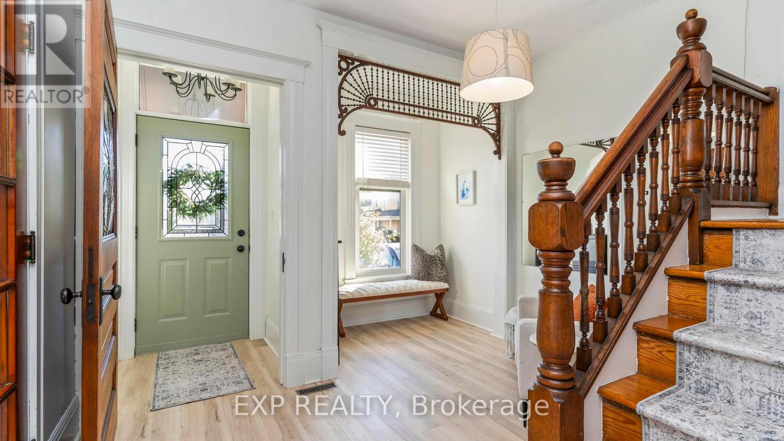 119 Wellington Street, St. Thomas, Ontario  N5R 2R3 - Photo 2 - X12441080