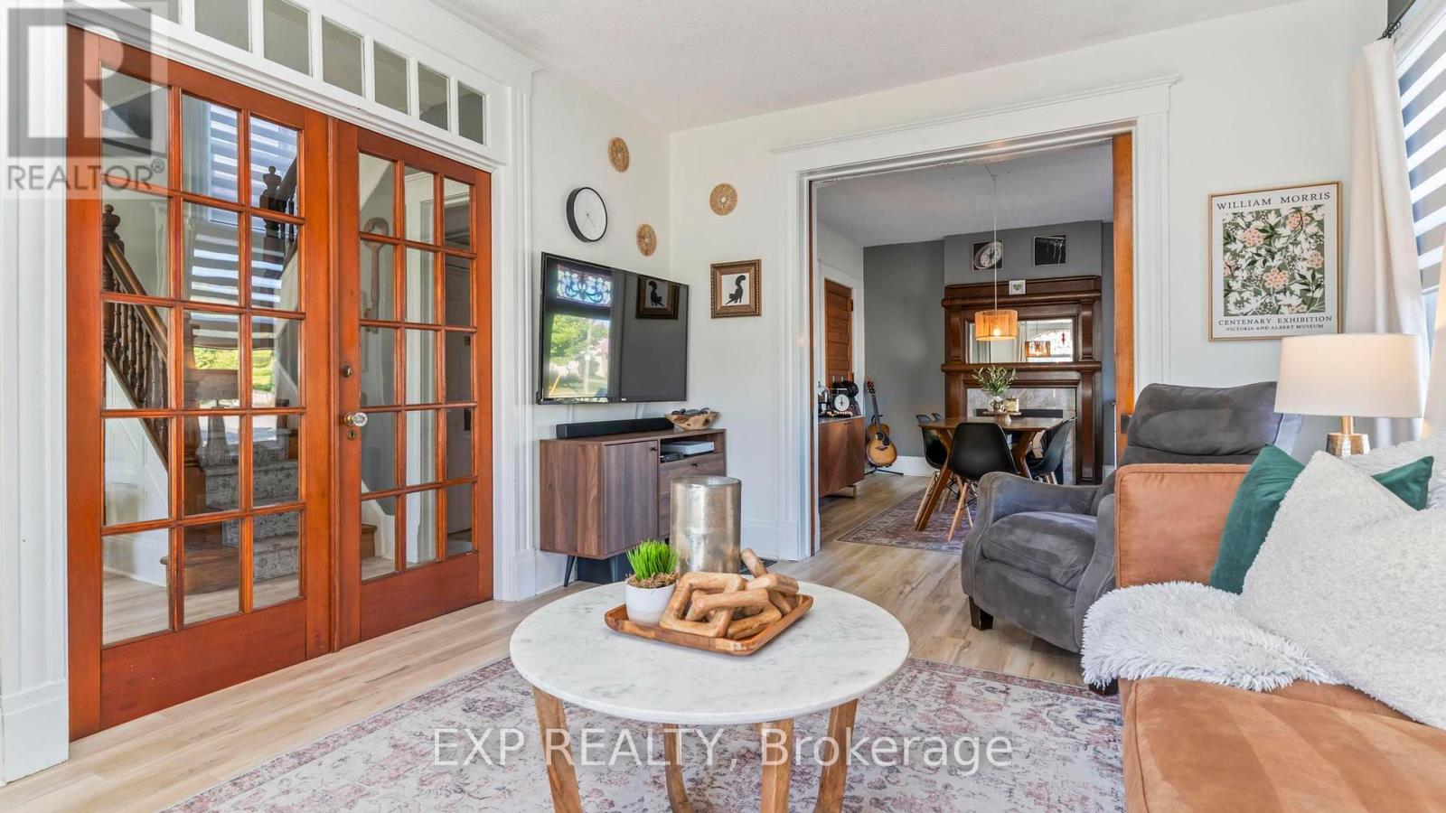 119 Wellington Street, St. Thomas, Ontario  N5R 2R3 - Photo 6 - X12441080