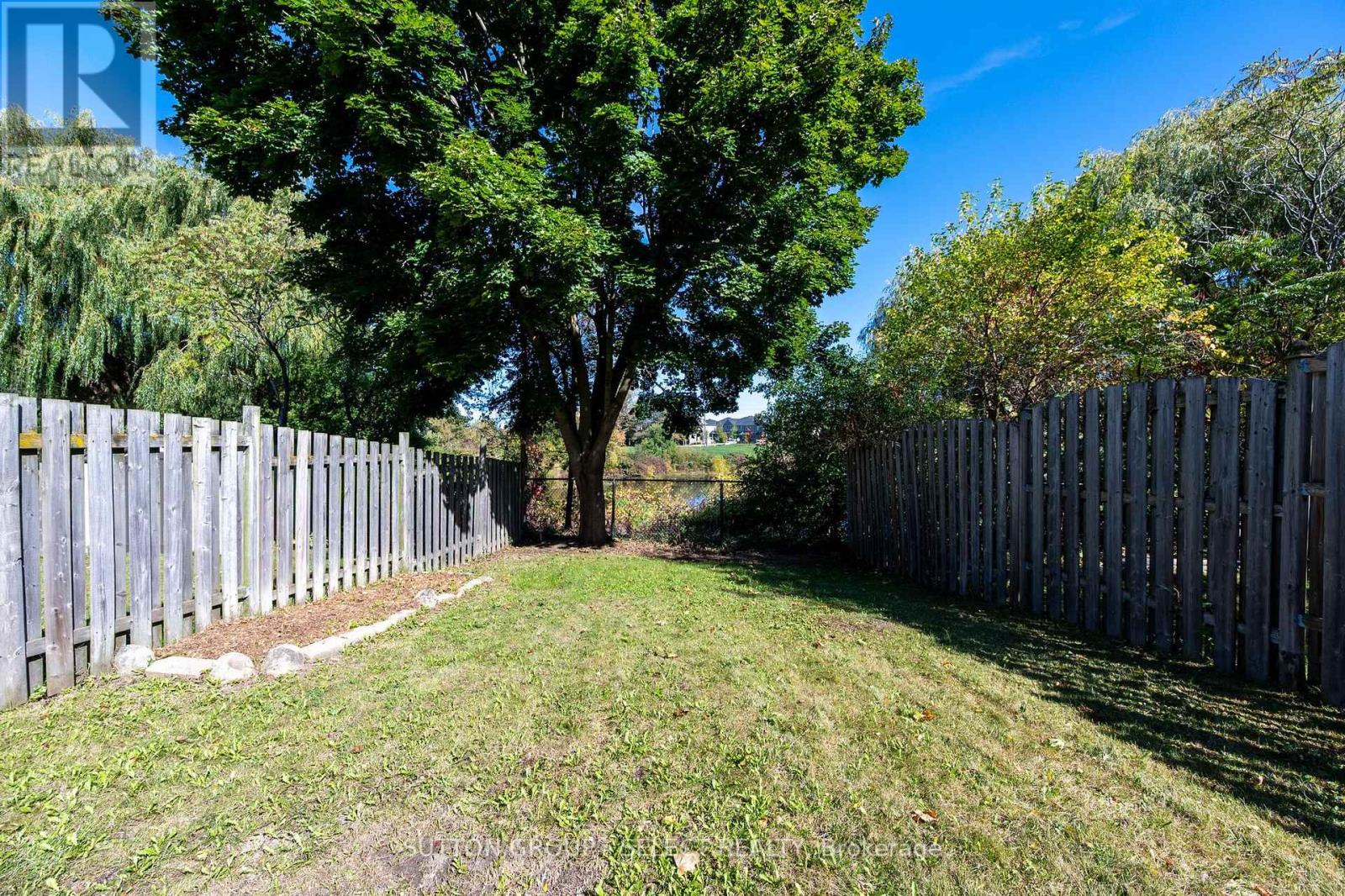 B - 608 Royal Beech Drive, Waterloo, Ontario  N2T 2K3 - Photo 32 - X12441082