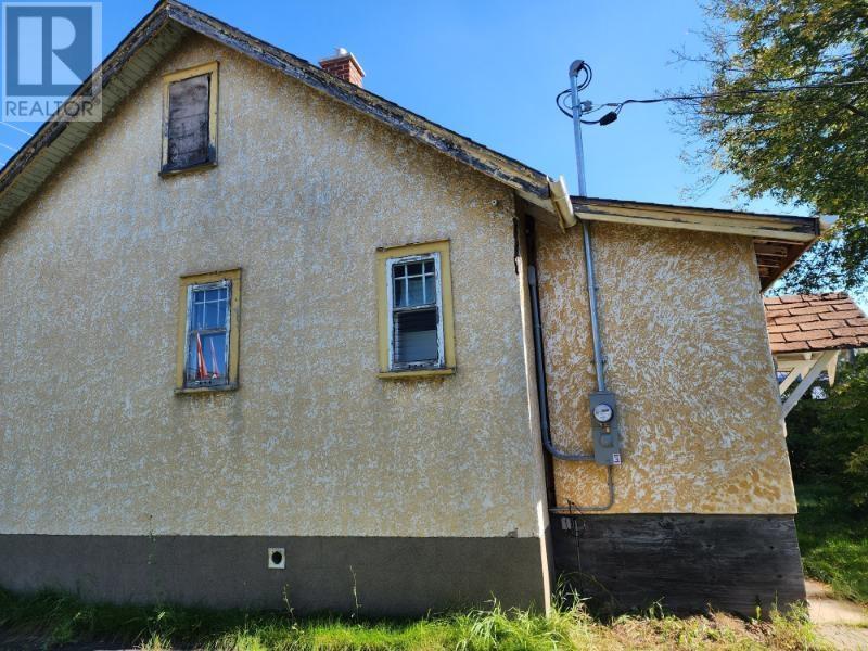 236 Mary St W, Thunder Bay, Ontario  P7E 4K6 - Photo 19 - TB253072