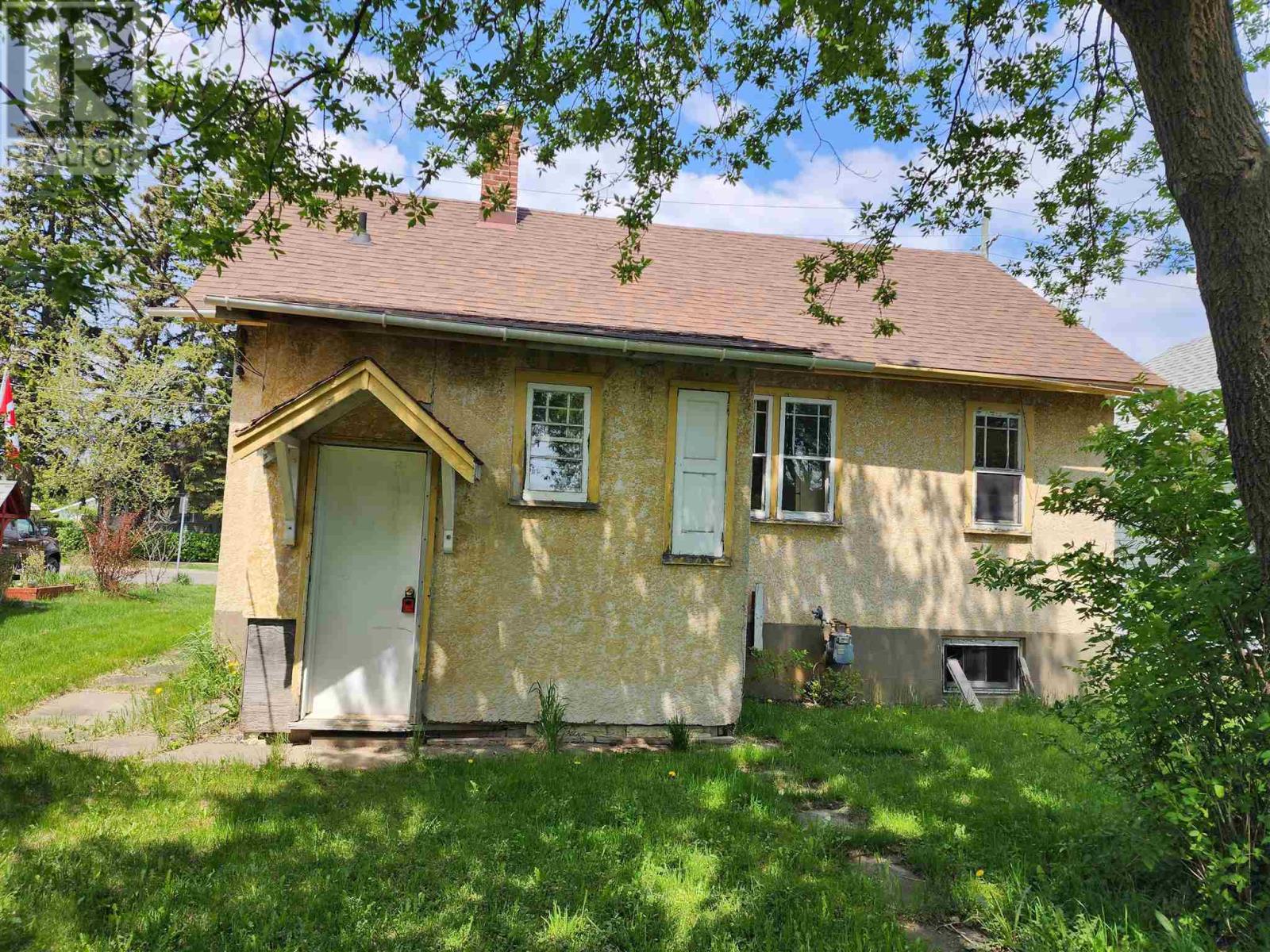 236 Mary St W, Thunder Bay, Ontario  P7E 4K6 - Photo 2 - TB253072