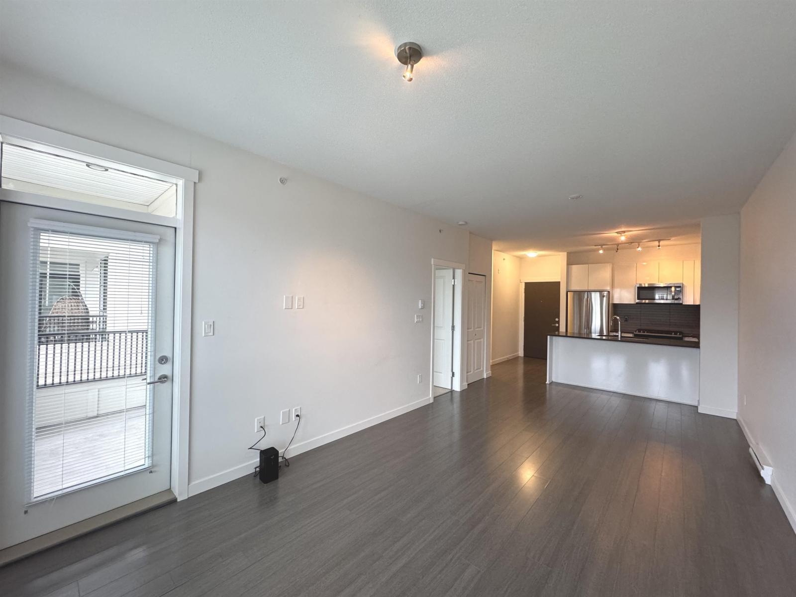 4xx 15138 34 Avenue, Surrey, British Columbia  V3Z 0Y5 - Photo 2 - R3054700