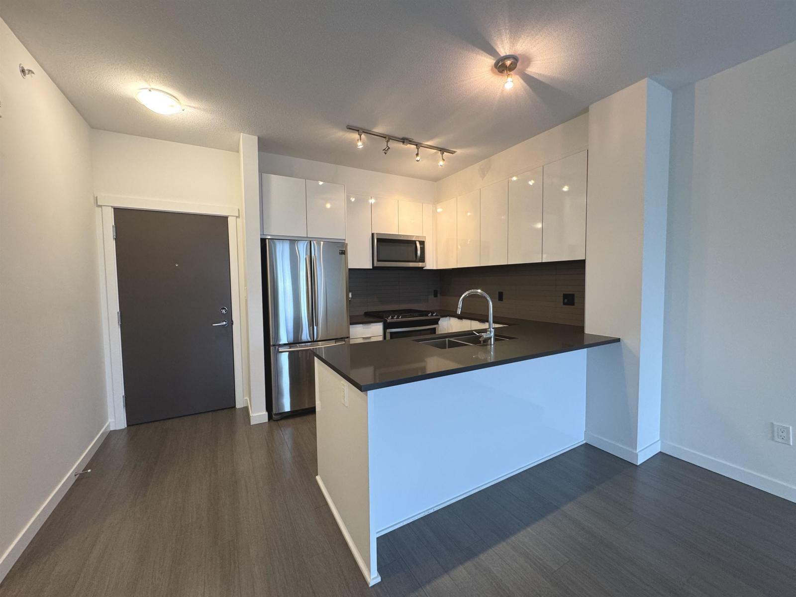 4xx 15138 34 Avenue, Surrey, British Columbia  V3Z 0Y5 - Photo 3 - R3054700