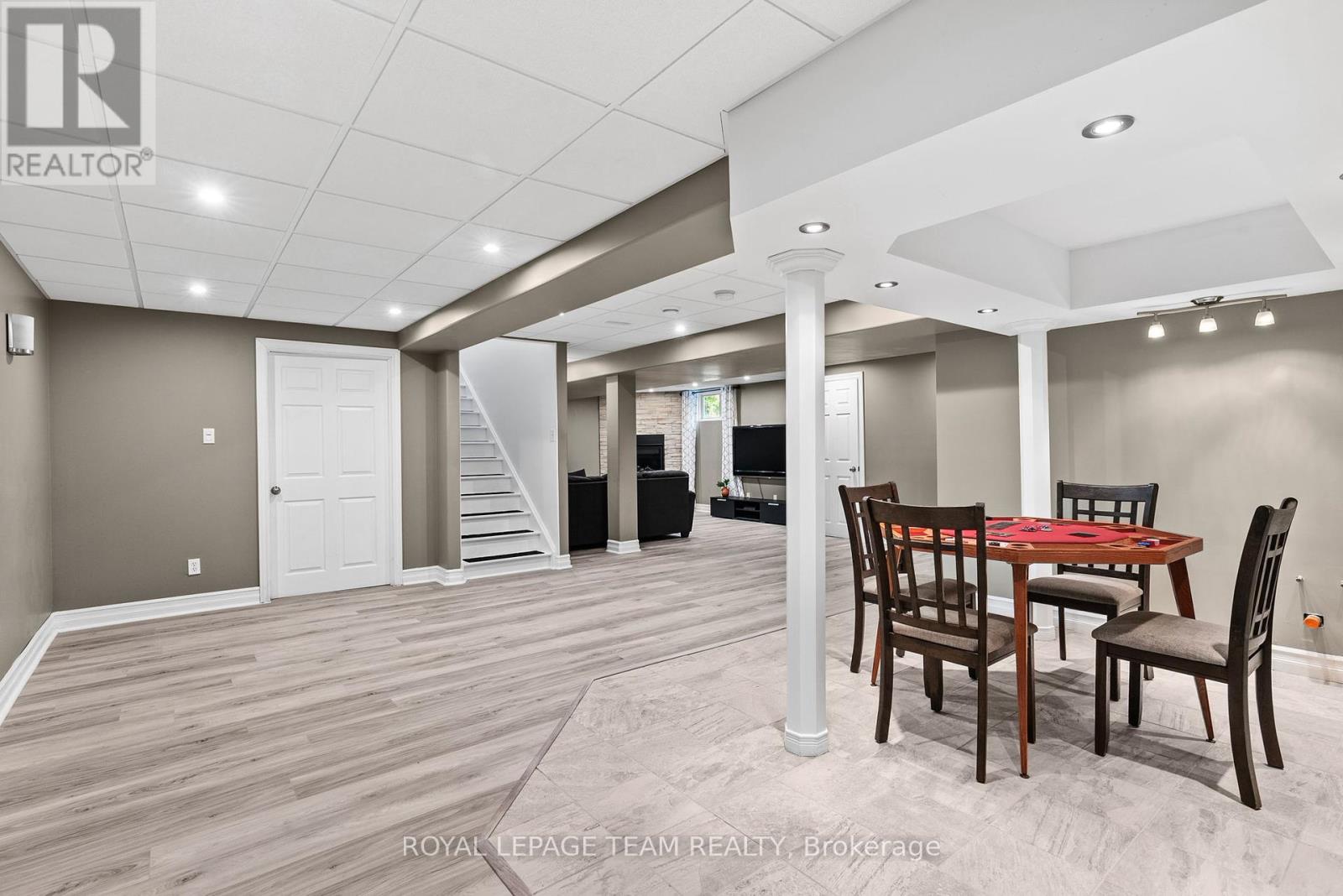 3309 Wild Cherry Drive, Ottawa, Ontario  K0A 2W0 - Photo 31 - X12441048