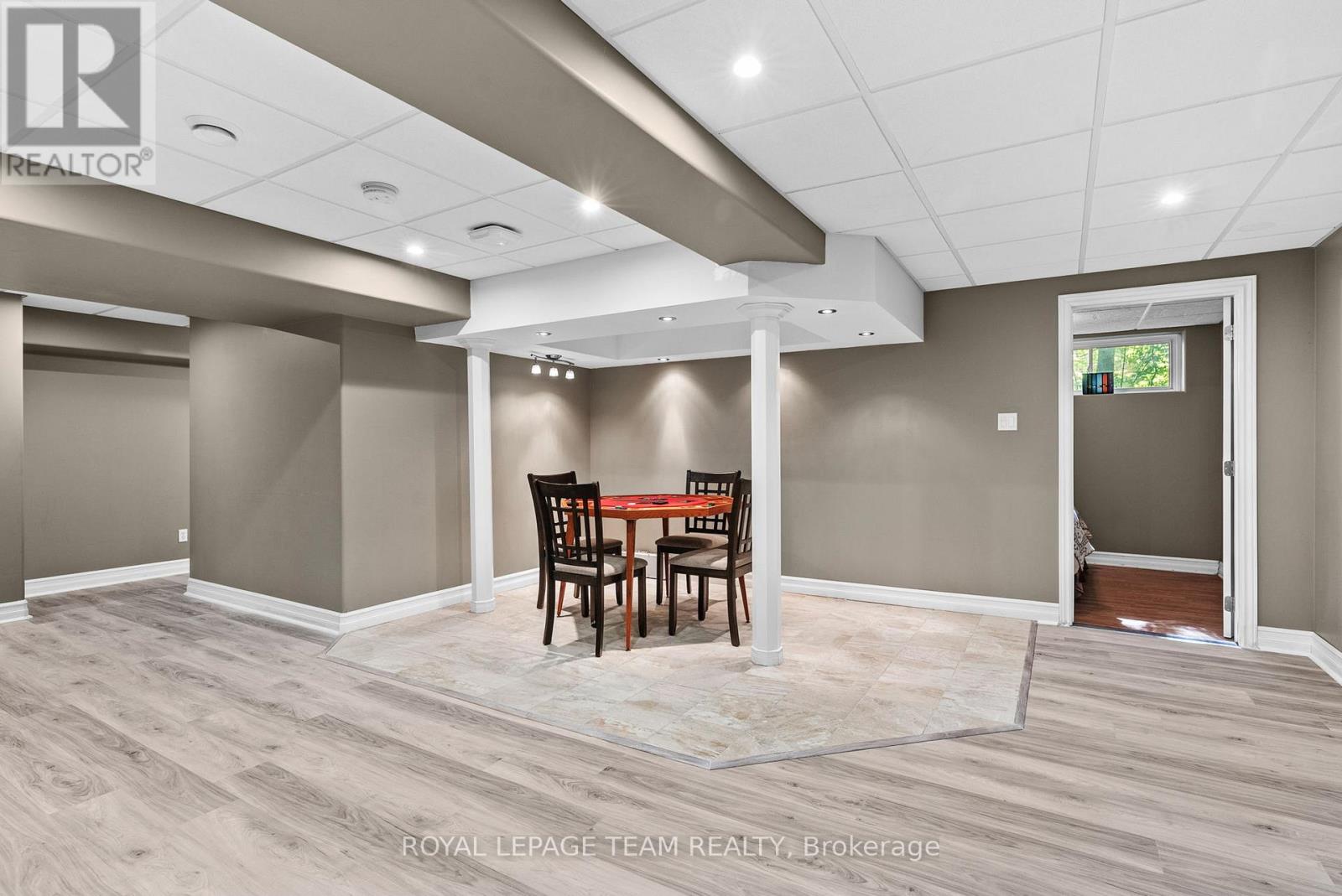 3309 Wild Cherry Drive, Ottawa, Ontario  K0A 2W0 - Photo 32 - X12441048