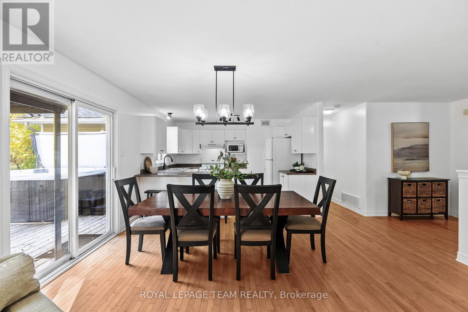 3309 Wild Cherry Drive, Ottawa, Ontario  K0A 2W0 - Photo 7 - X12441048