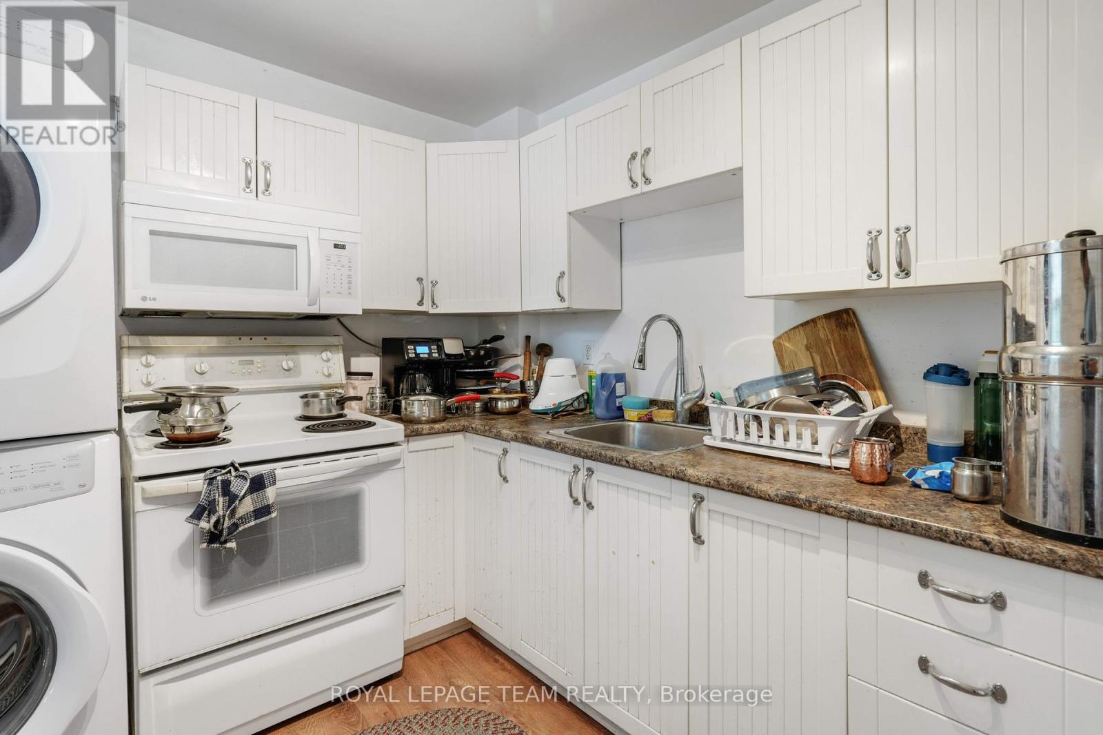 166 Fifth Avenue, Ottawa, Ontario  K1S 2M9 - Photo 15 - X12441069