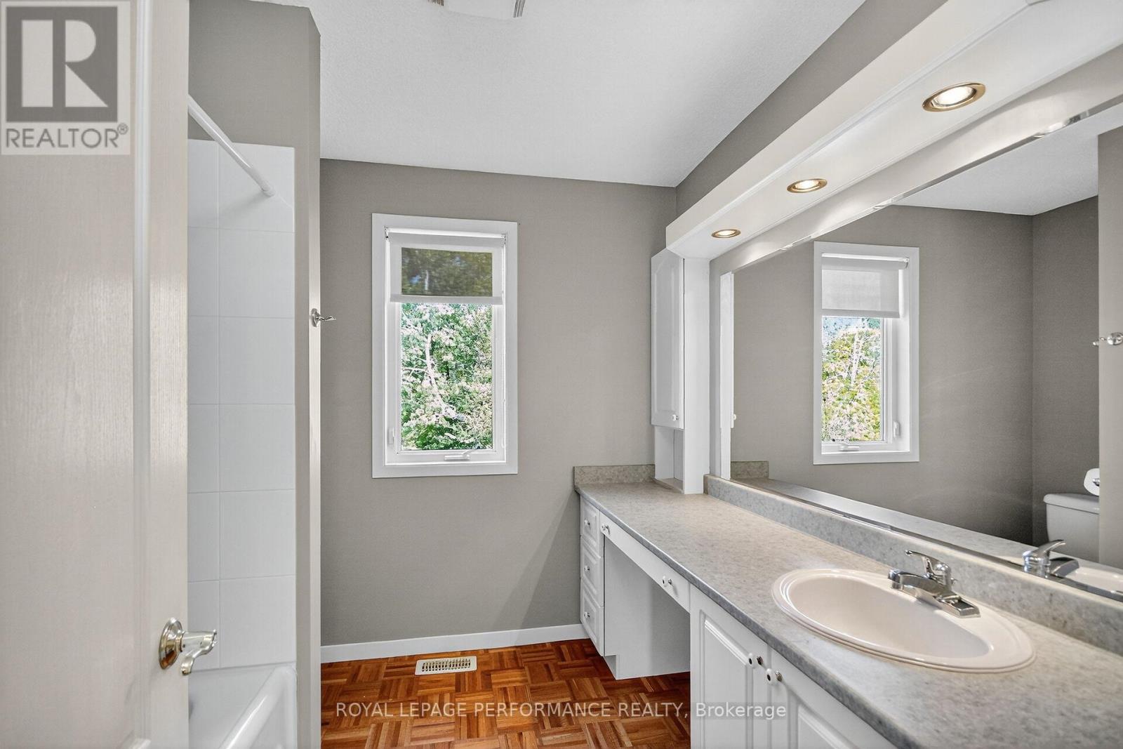 8329 Rodney Farm Drive, Ottawa, Ontario  K0A 2P0 - Photo 16 - X12441107