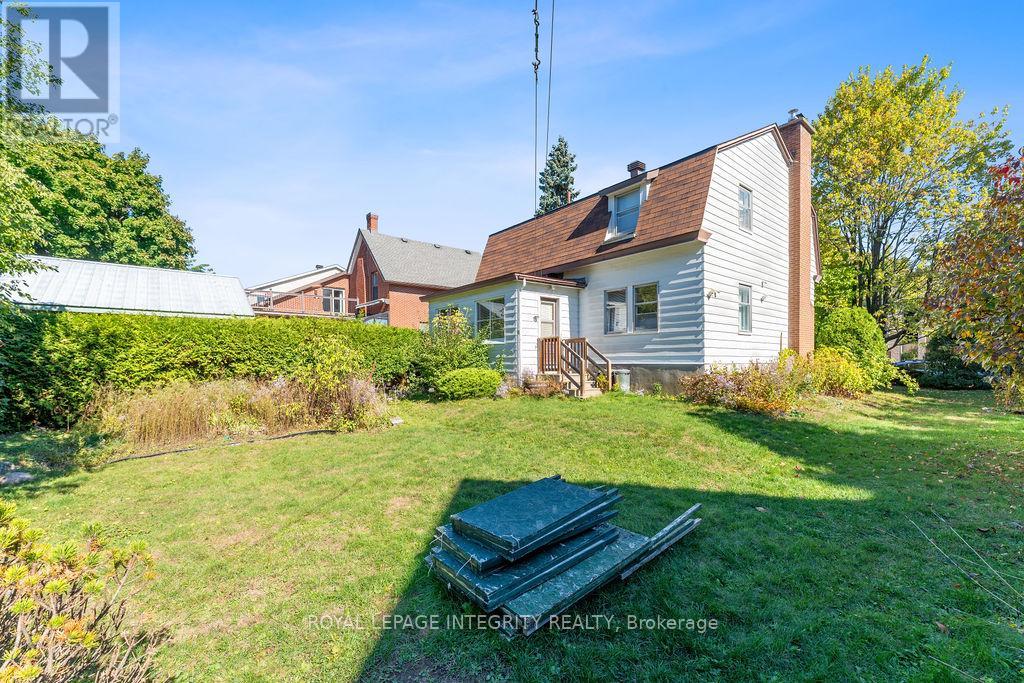 472 Edison Avenue, Ottawa, Ontario  K2A 1T9 - Photo 5 - X12441110