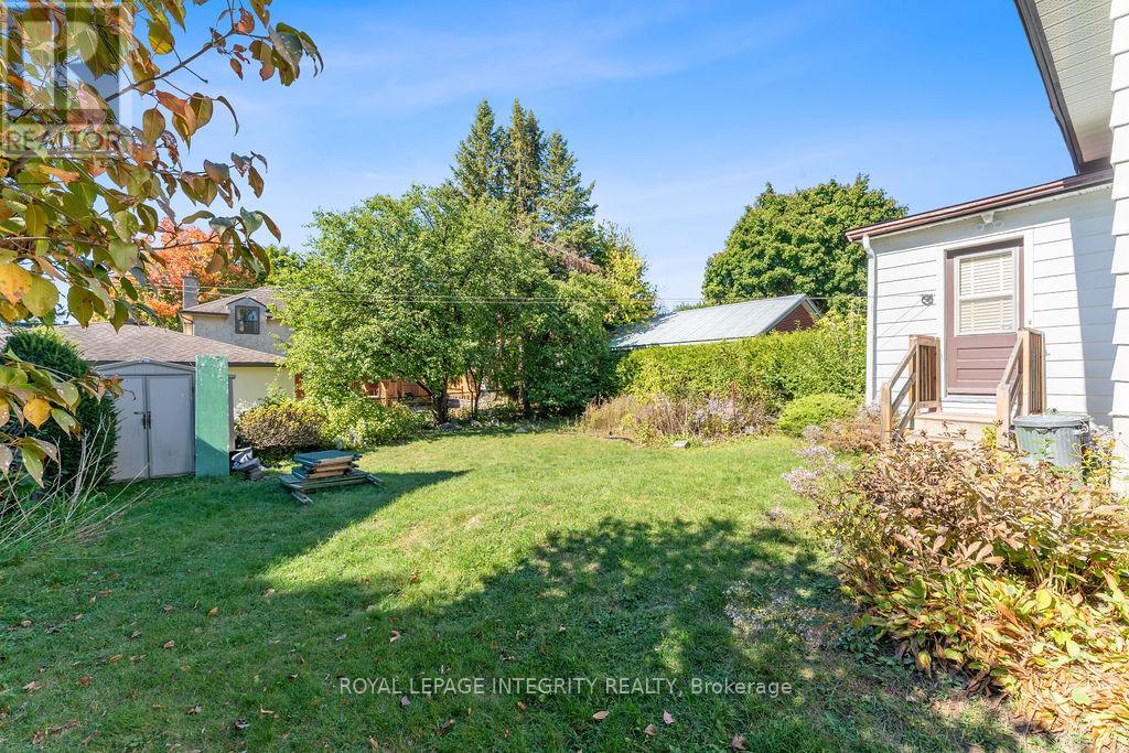 472 Edison Avenue, Ottawa, Ontario  K2A 1T9 - Photo 7 - X12441110