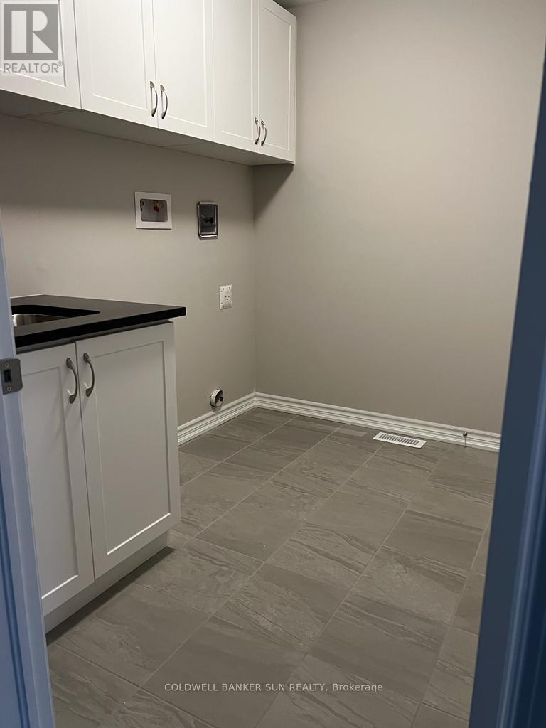 22 Keppel Circle, Brampton, Ontario  L7A 5K4 - Photo 13 - W12440892