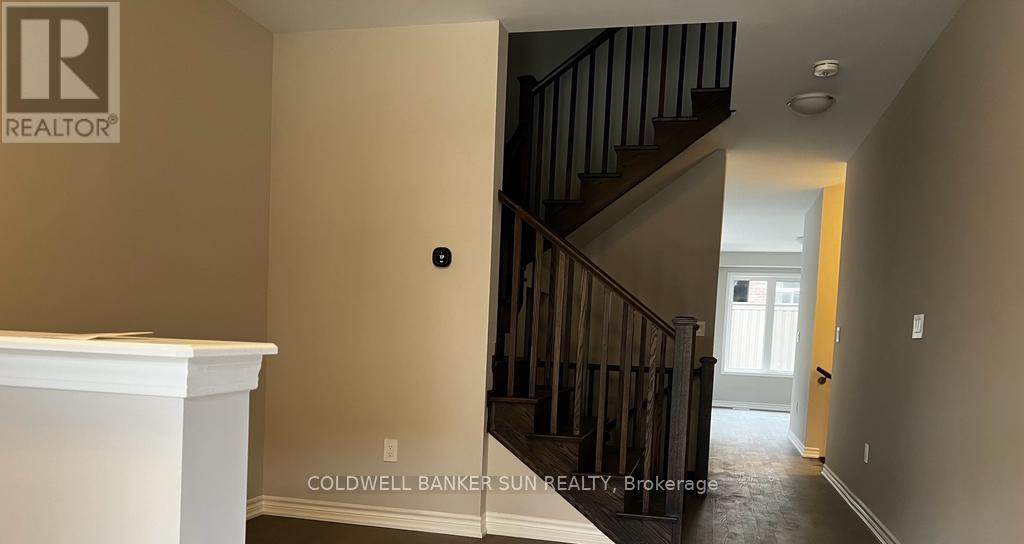 22 Keppel Circle, Brampton, Ontario  L7A 5K4 - Photo 3 - W12440892