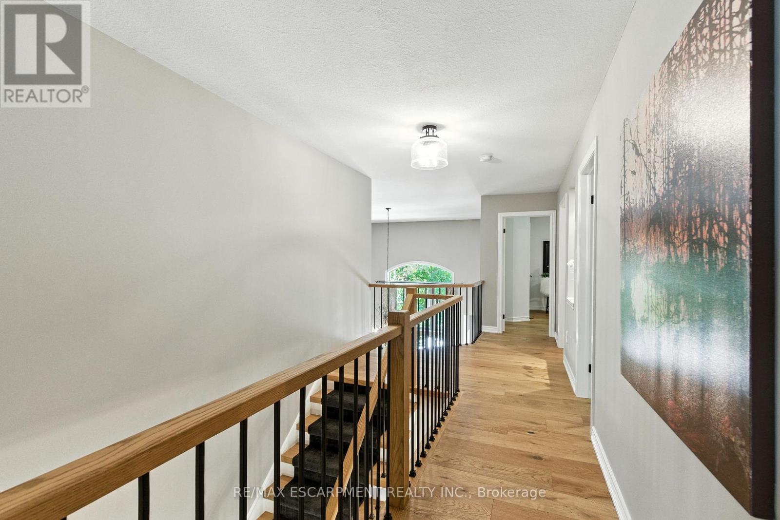 587 Sandcherry Drive, Burlington (Bayview), Ontario  L7T 4L7 - Photo 21 - W12440900