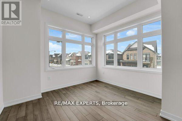 1537 Moonseed Place, Milton, Ontario  L9T 7E7 - Photo 10 - W12440916
