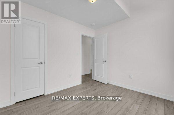 1537 Moonseed Place, Milton, Ontario  L9T 7E7 - Photo 12 - W12440916