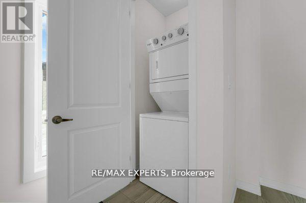 1537 Moonseed Place, Milton, Ontario  L9T 7E7 - Photo 9 - W12440916