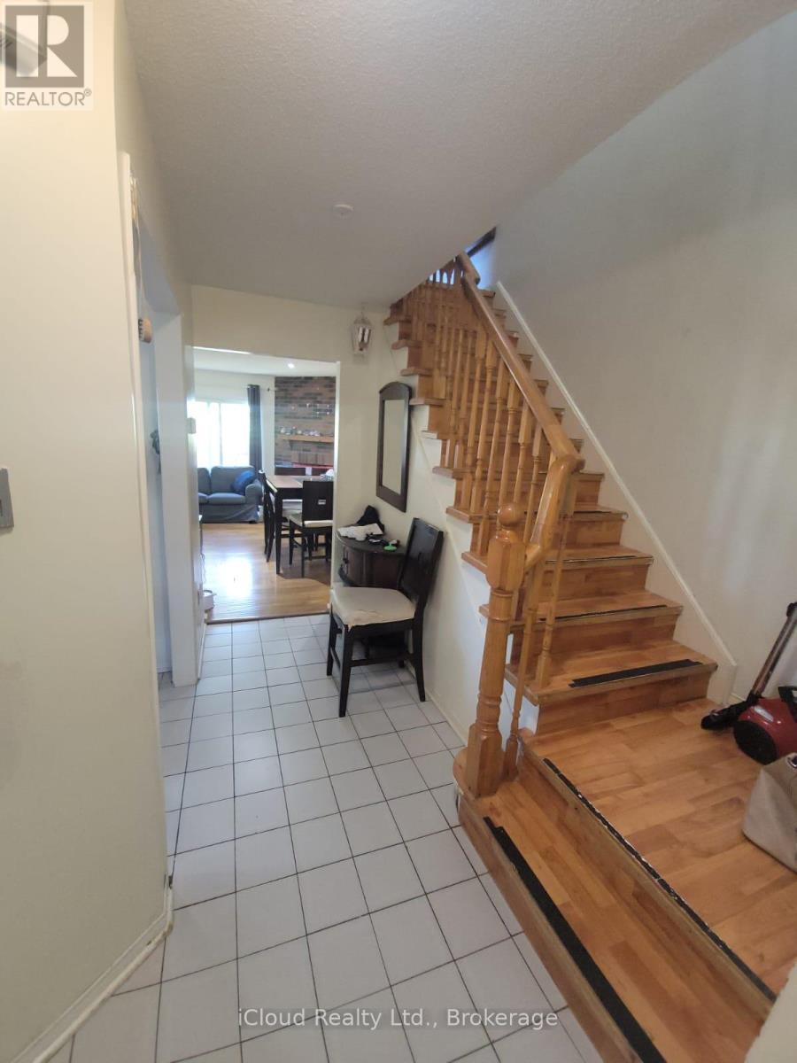 4711 Full Moon Circle, Mississauga, Ontario  L4Z 2L8 - Photo 2 - W12440940