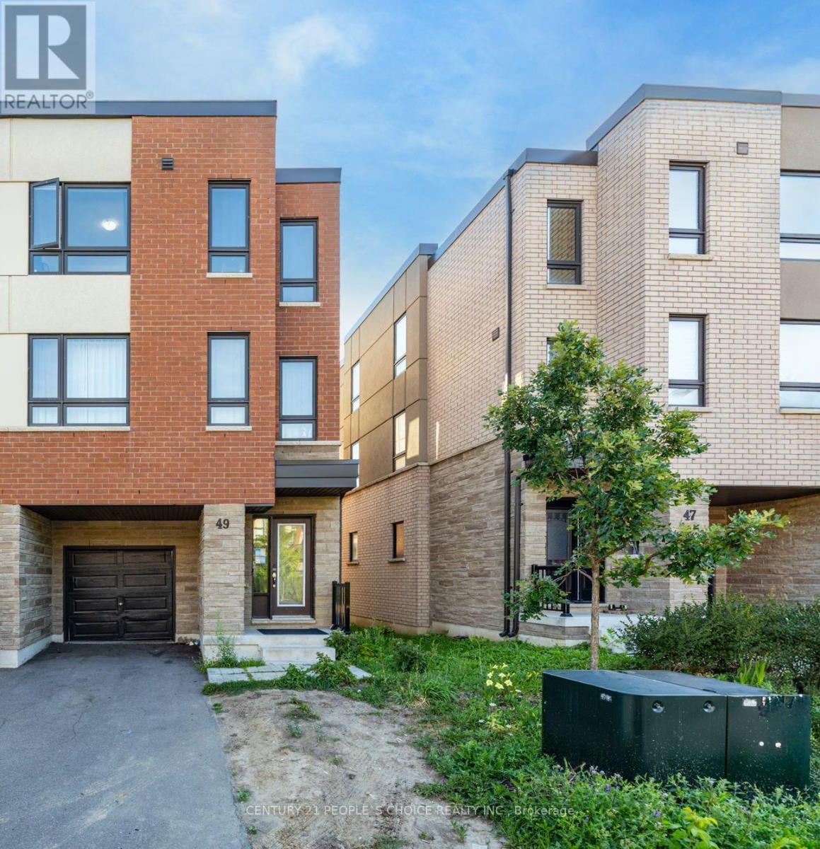 49 Woodstream Drive, Toronto (West Humber-Clairville), Ontario  M9W 6T4 - Photo 1 - W12440963