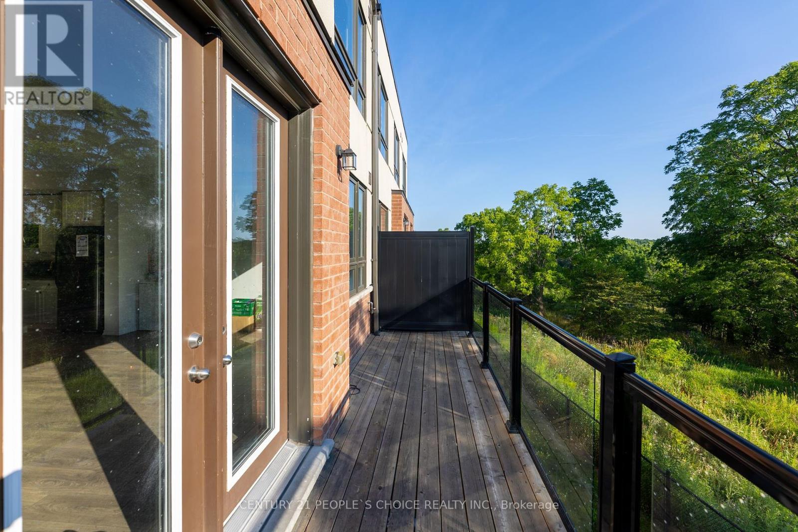 49 Woodstream Drive, Toronto (West Humber-Clairville), Ontario  M9W 6T4 - Photo 6 - W12440963