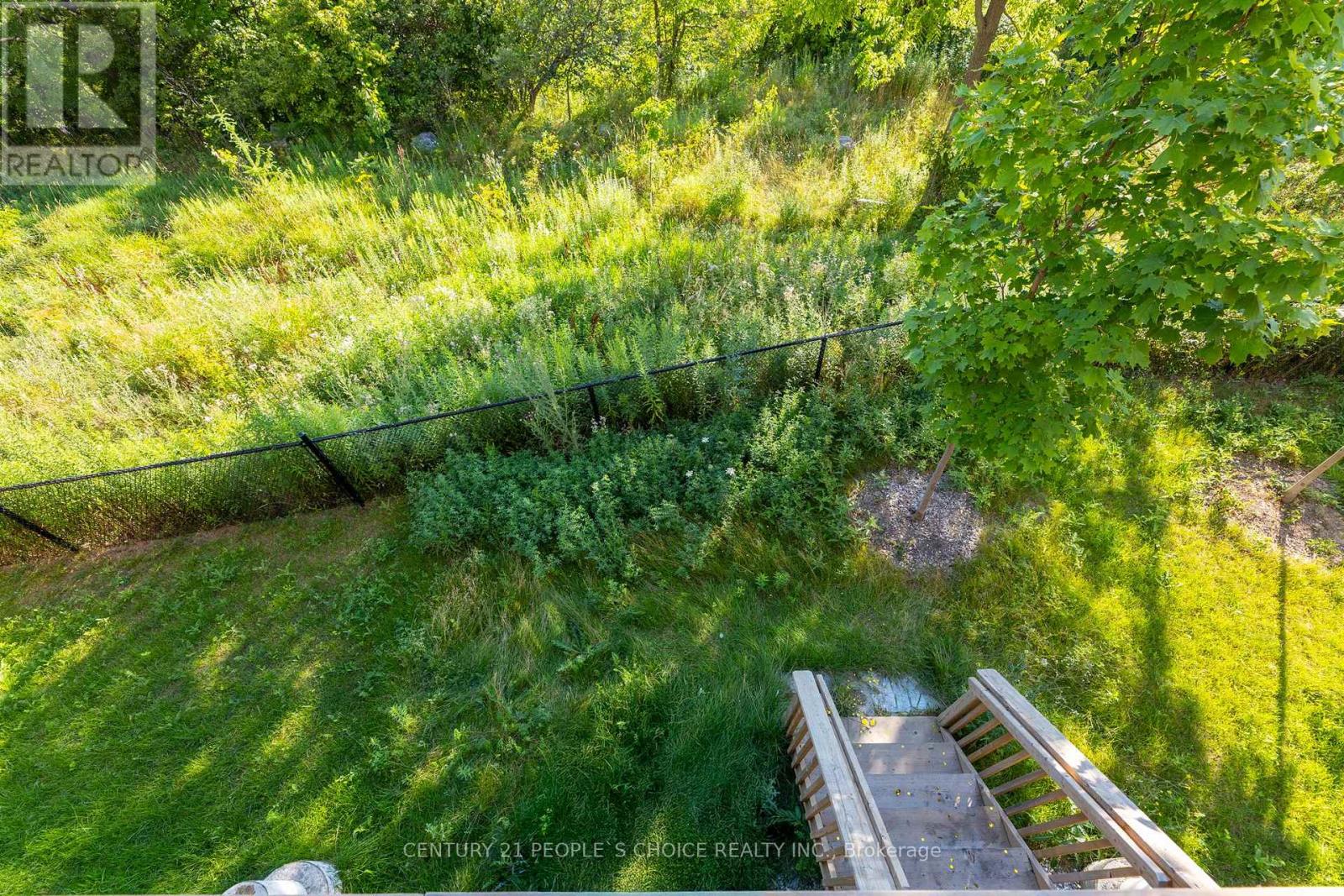 49 Woodstream Drive, Toronto (West Humber-Clairville), Ontario  M9W 6T4 - Photo 8 - W12440963