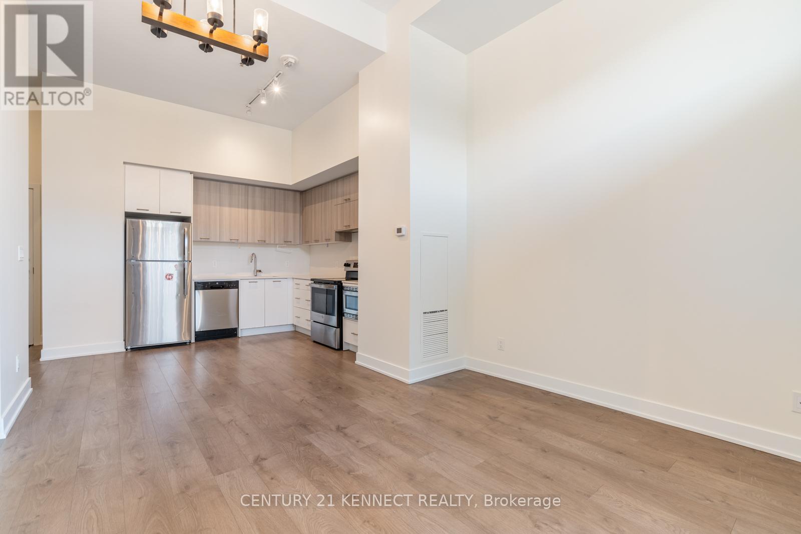 101 - 180 Veterans Drive, Brampton (Northwest Brampton), Ontario  L7A 5G7 - Photo 13 - W12440971