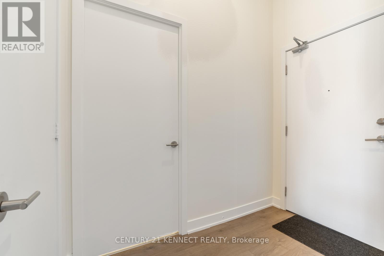 101 - 180 Veterans Drive, Brampton (Northwest Brampton), Ontario  L7A 5G7 - Photo 4 - W12440971