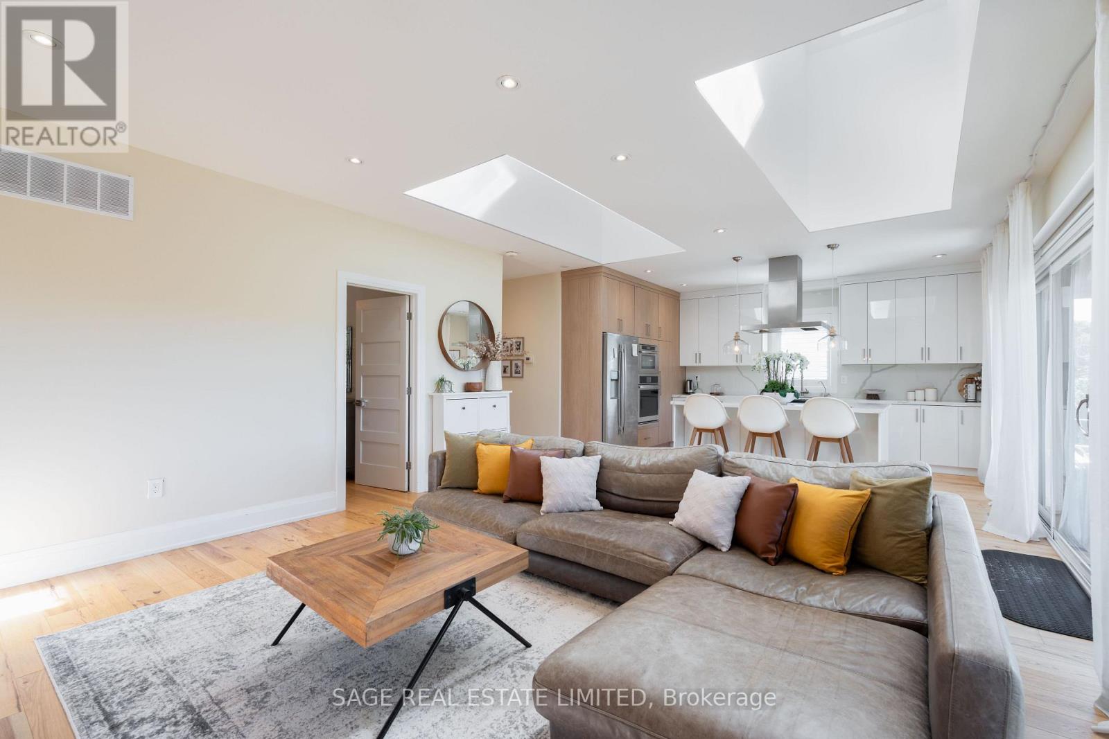 FARM HOUSE SUITE - 15724 HURONTARIO STREET, Caledon, Ontario