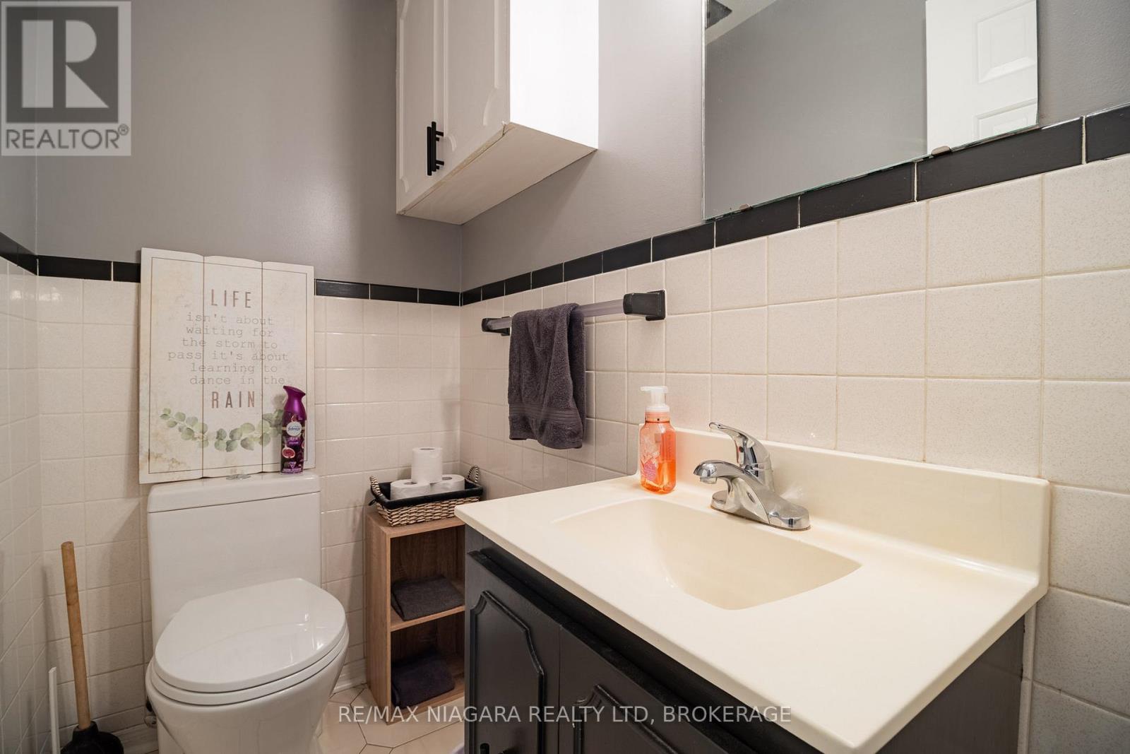 3349 Culp Road, Lincoln (Lincoln-Jordan/vineland), Ontario  L0R 2E0 - Photo 13 - X12441056