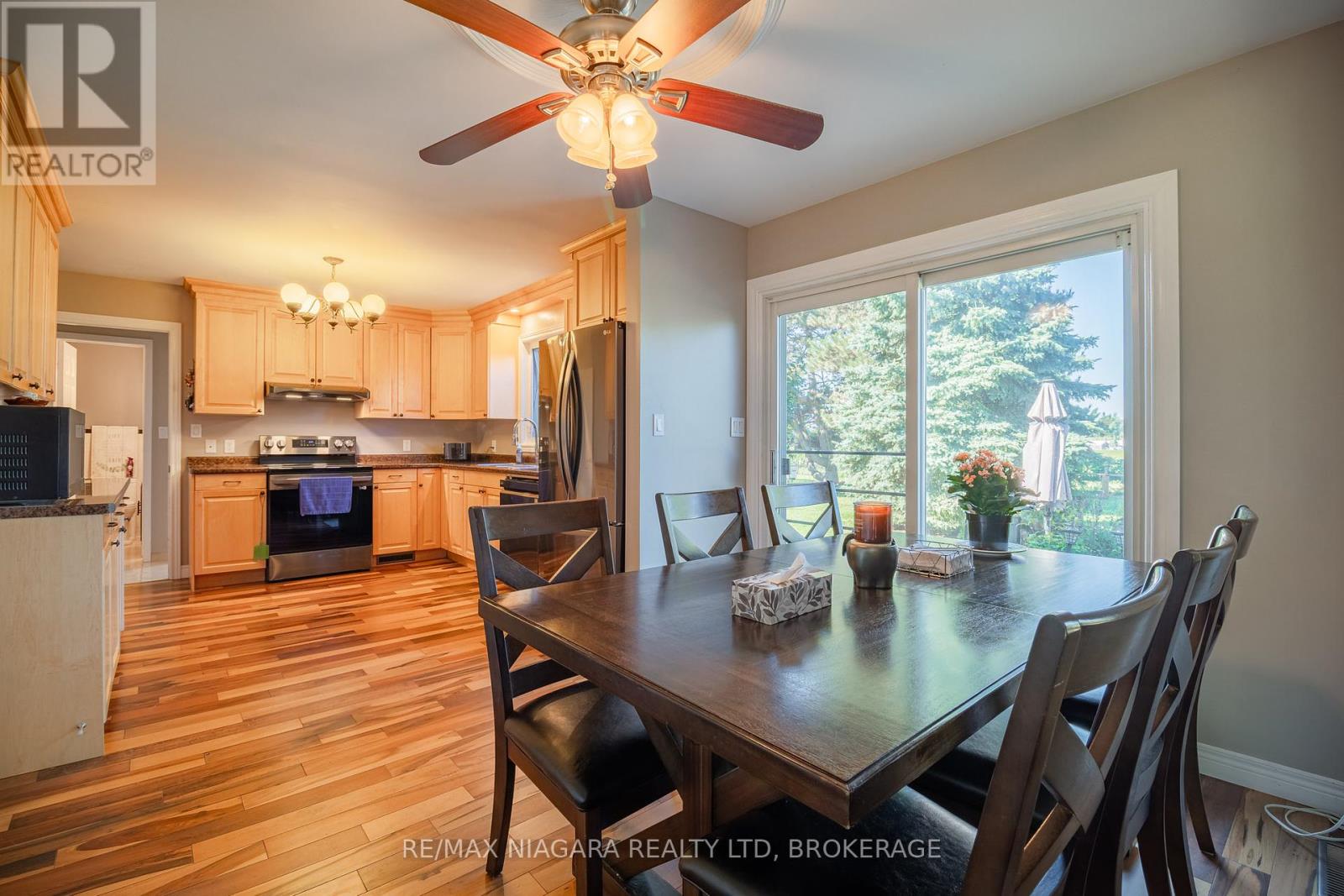 3349 Culp Road, Lincoln (Lincoln-Jordan/vineland), Ontario  L0R 2E0 - Photo 9 - X12441056