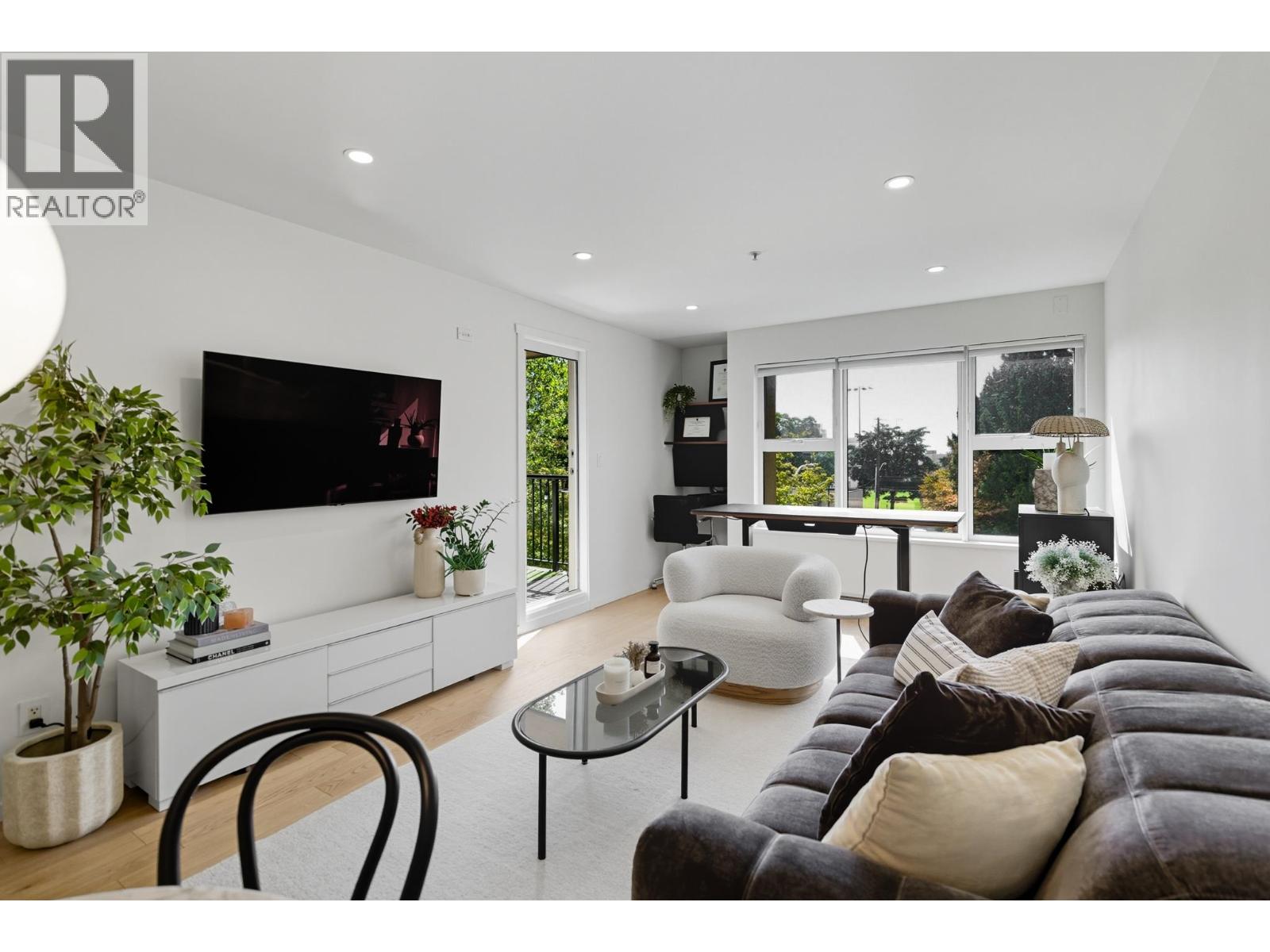 412 315 KNOX STREET, New Westminster, British Columbia