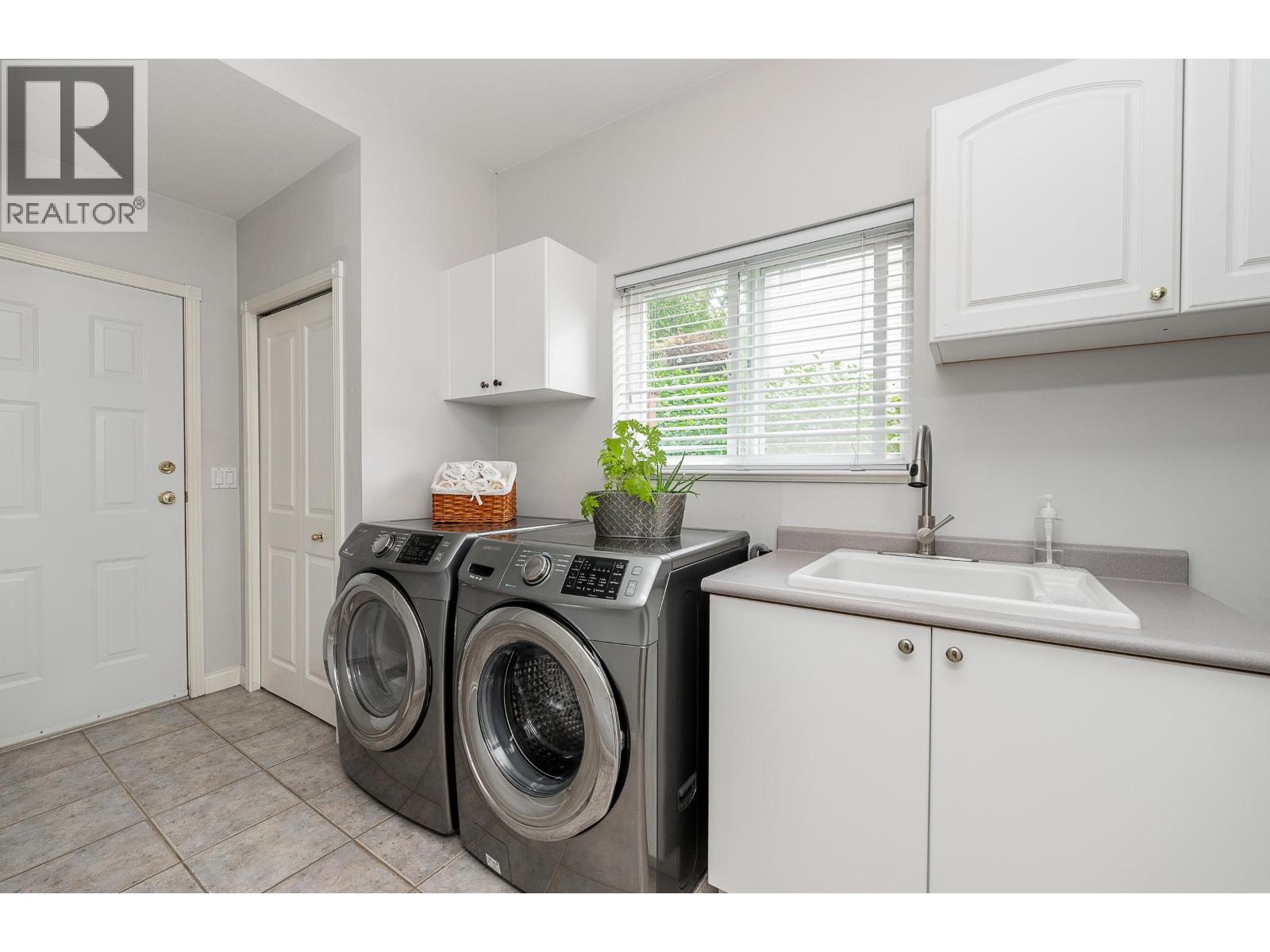 61 Wilkes Creek Drive, Port Moody, British Columbia  V3H 4Z9 - Photo 13 - R3054685