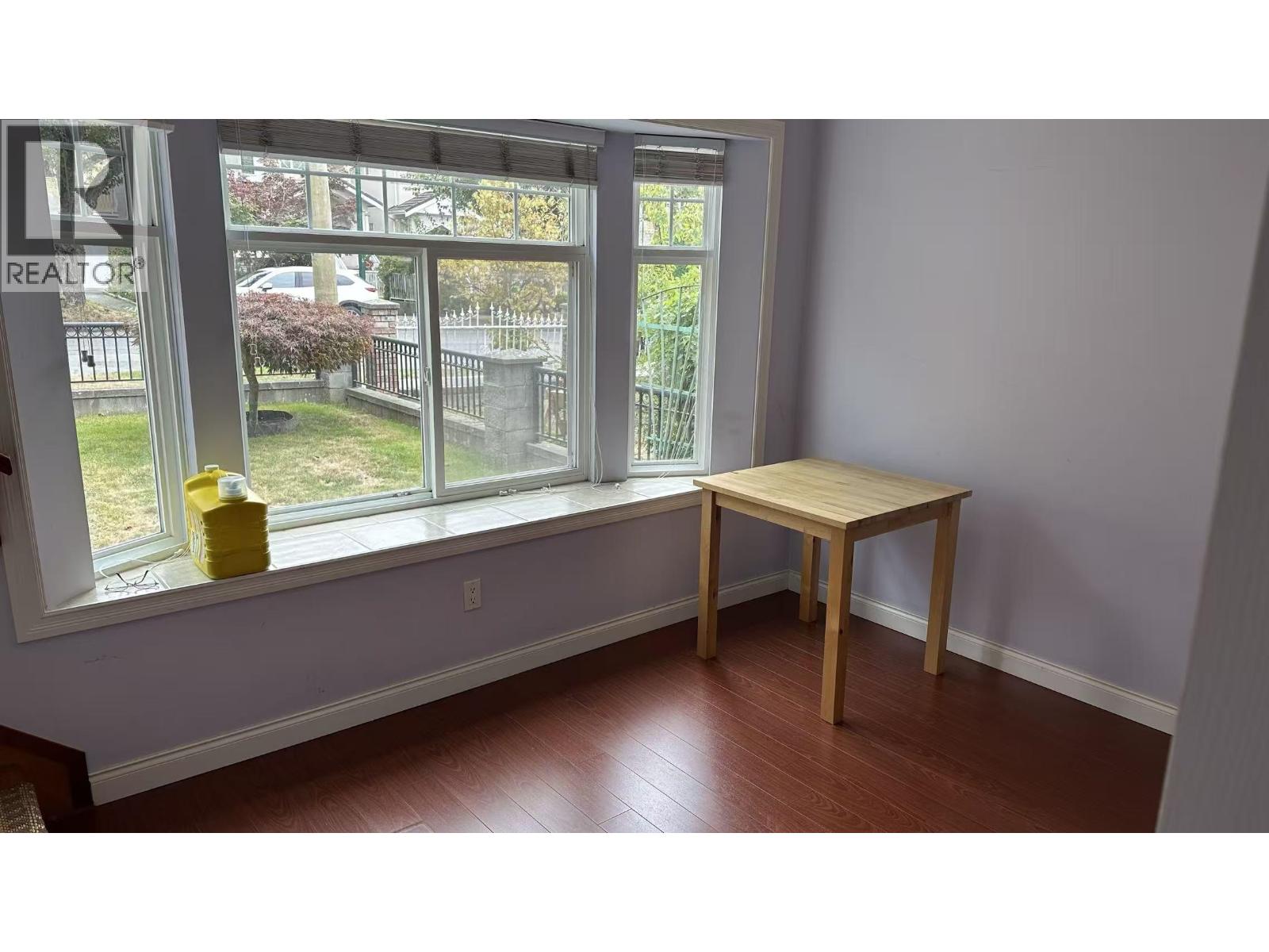 Basement 595* MCKINNON STREET, Vancouver, British Columbia