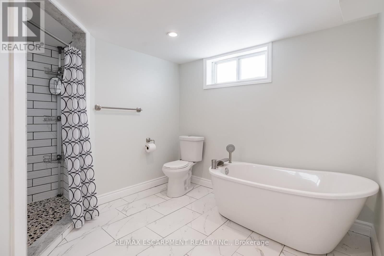 Lower - 20 Glendale Road, Brant, Ontario  N3T 1P2 - Photo 9 - X12440882
