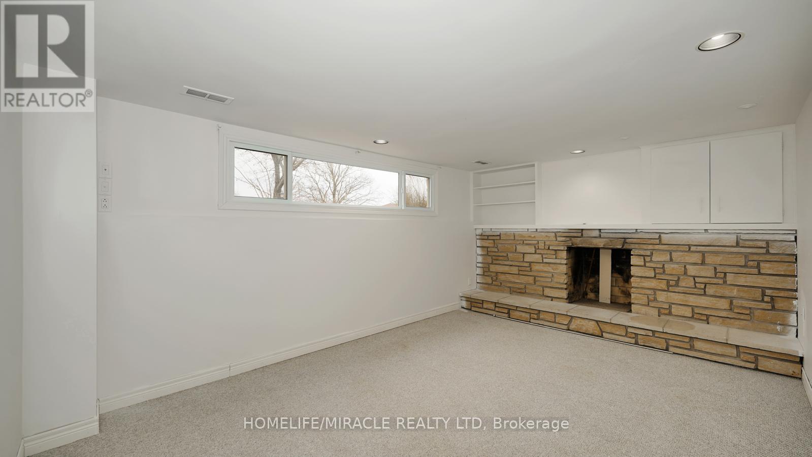 30 Patrick Street, Quinte West, Ontario  K8V 4B6 - Photo 13 - X12440884