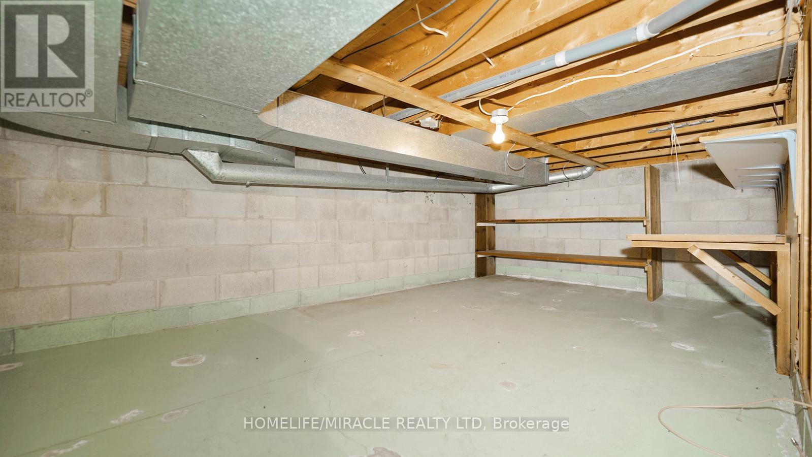 30 Patrick Street, Quinte West, Ontario  K8V 4B6 - Photo 25 - X12440884