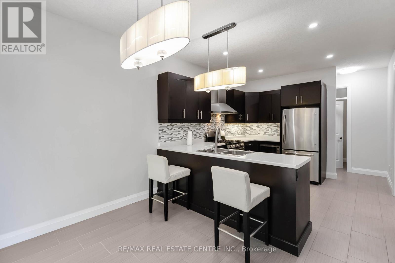 1935 Cherrywood Trail, London North (North M), Ontario  N6G 0E1 - Photo 17 - X12440925