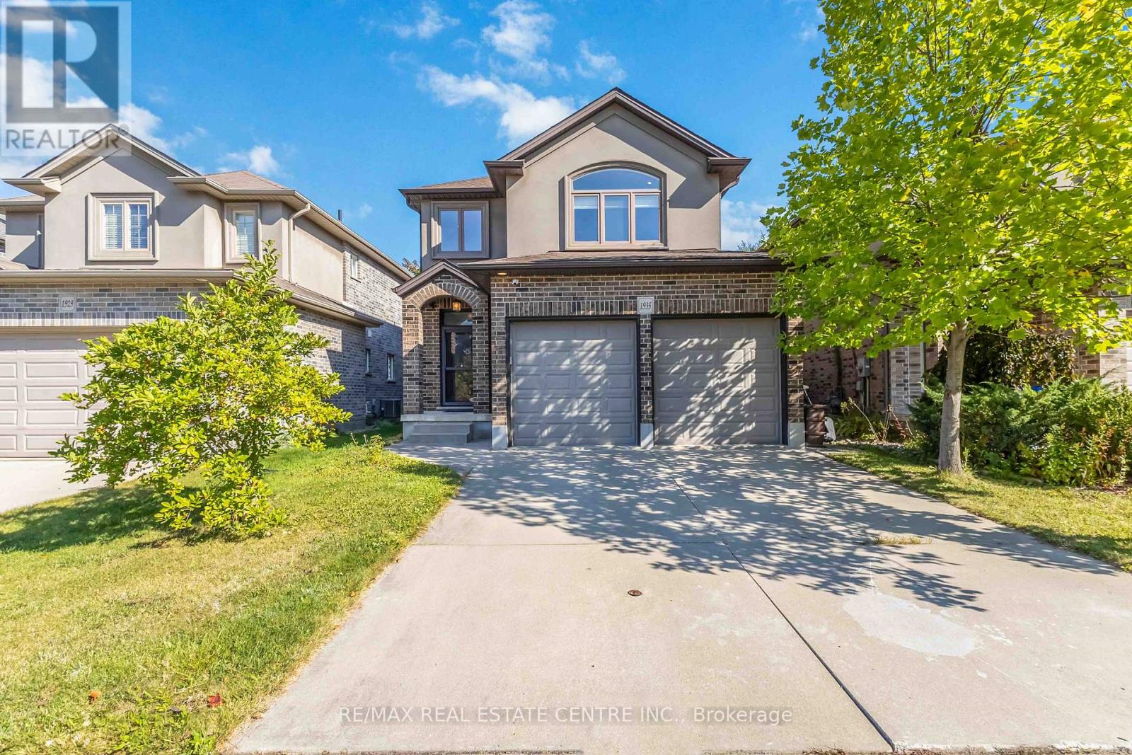 1935 Cherrywood Trail, London North (North M), Ontario  N6G 0E1 - Photo 2 - X12440925