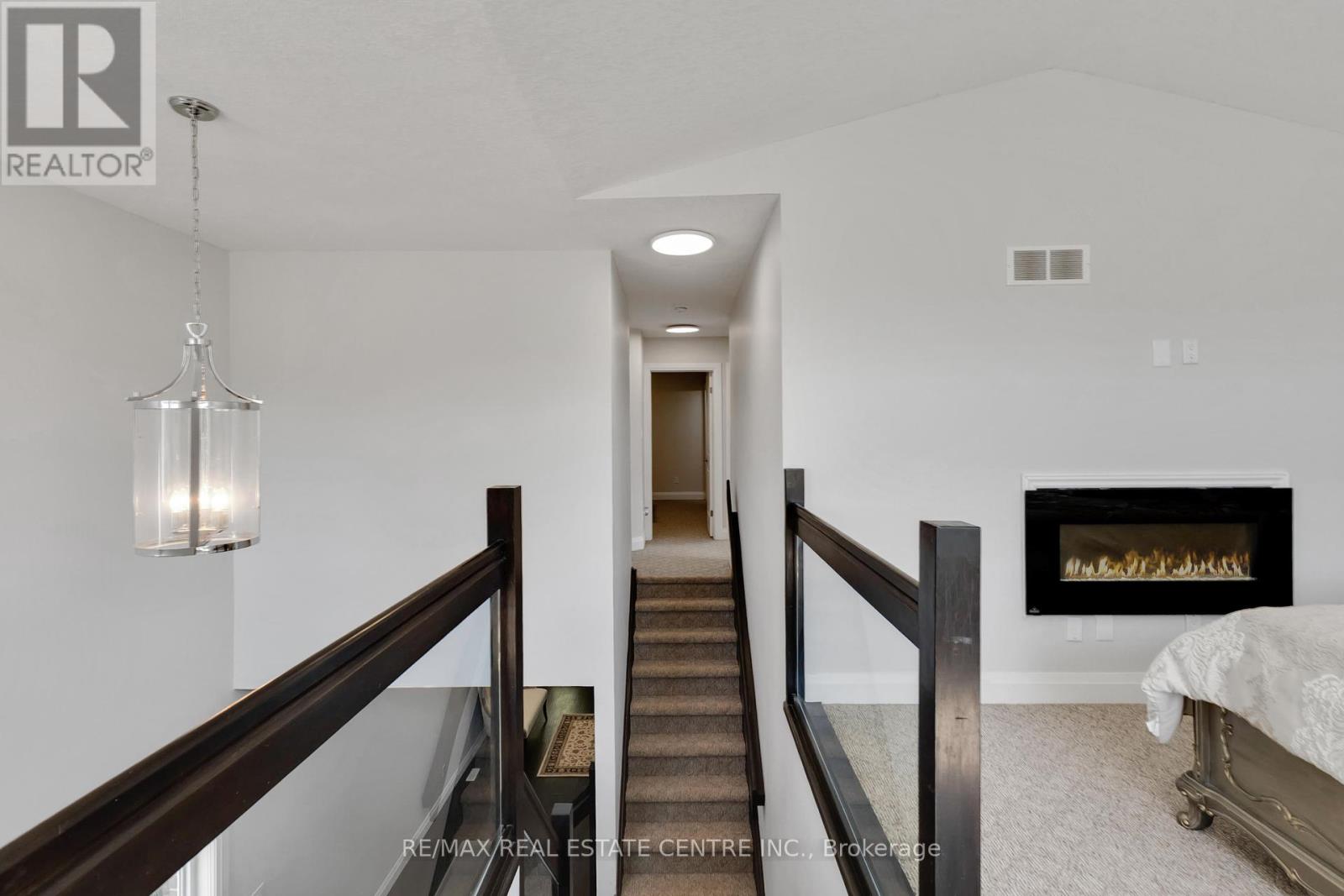 1935 Cherrywood Trail, London North (North M), Ontario  N6G 0E1 - Photo 25 - X12440925