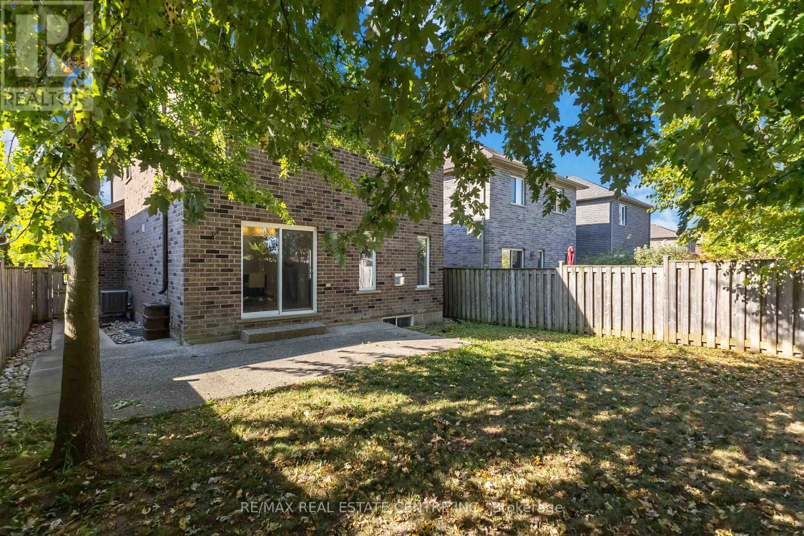 1935 Cherrywood Trail, London North (North M), Ontario  N6G 0E1 - Photo 49 - X12440925