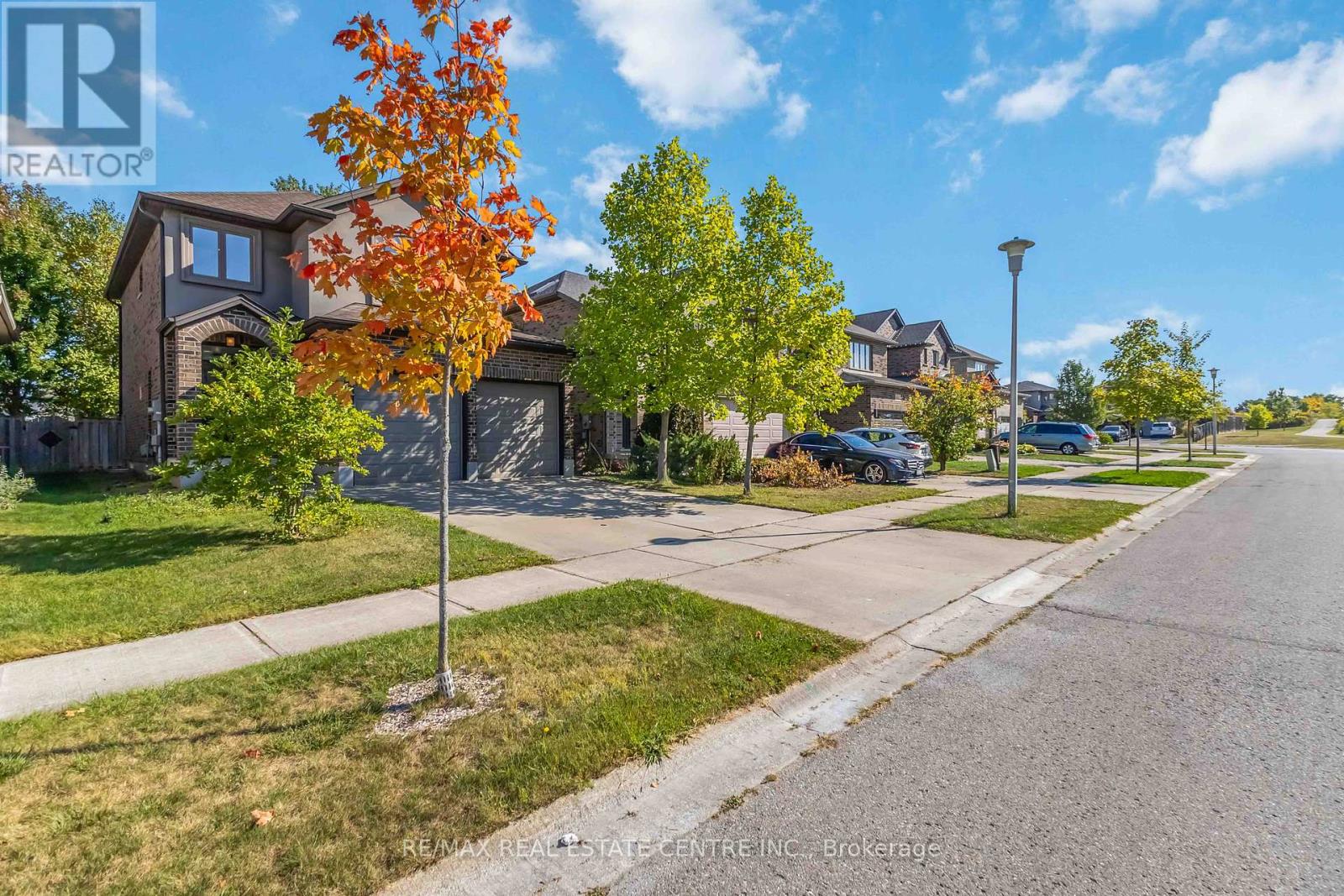 1935 Cherrywood Trail, London North (North M), Ontario  N6G 0E1 - Photo 5 - X12440925