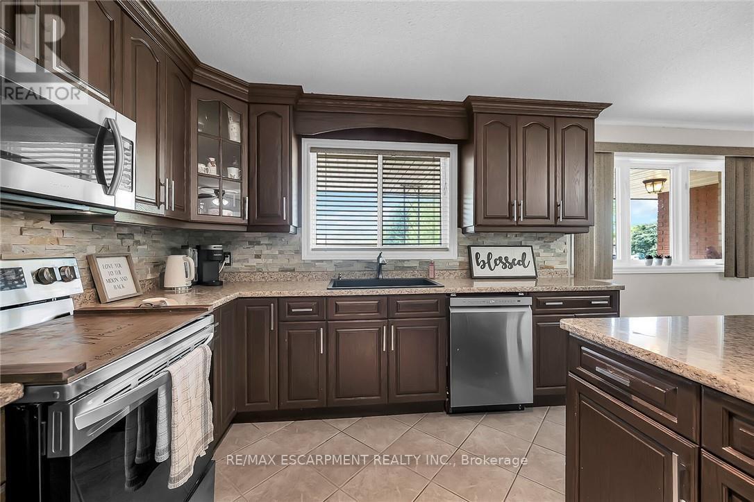 180 West Side Road, Port Colborne, Ontario  L3K 5K7 - Photo 19 - X12441009
