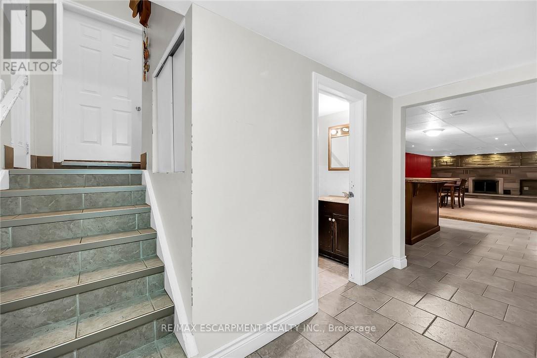 180 West Side Road, Port Colborne, Ontario  L3K 5K7 - Photo 33 - X12441009