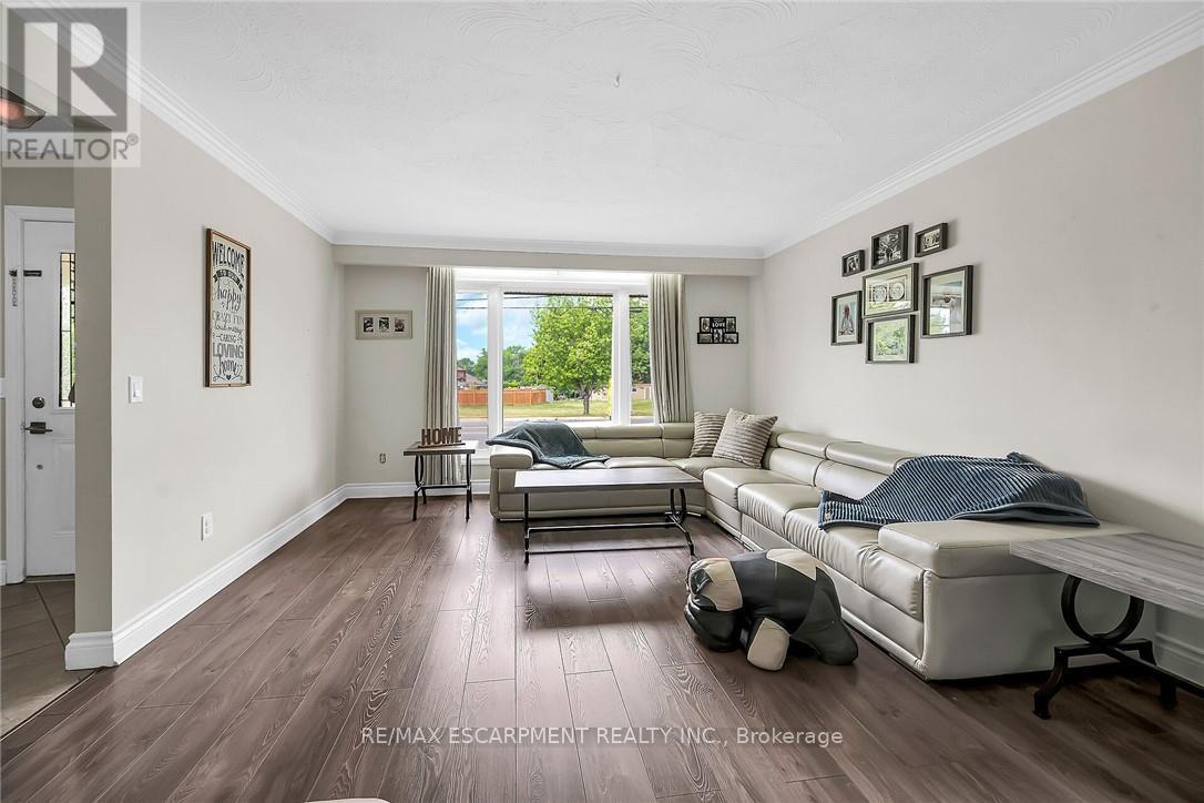 180 West Side Road, Port Colborne, Ontario  L3K 5K7 - Photo 7 - X12441009