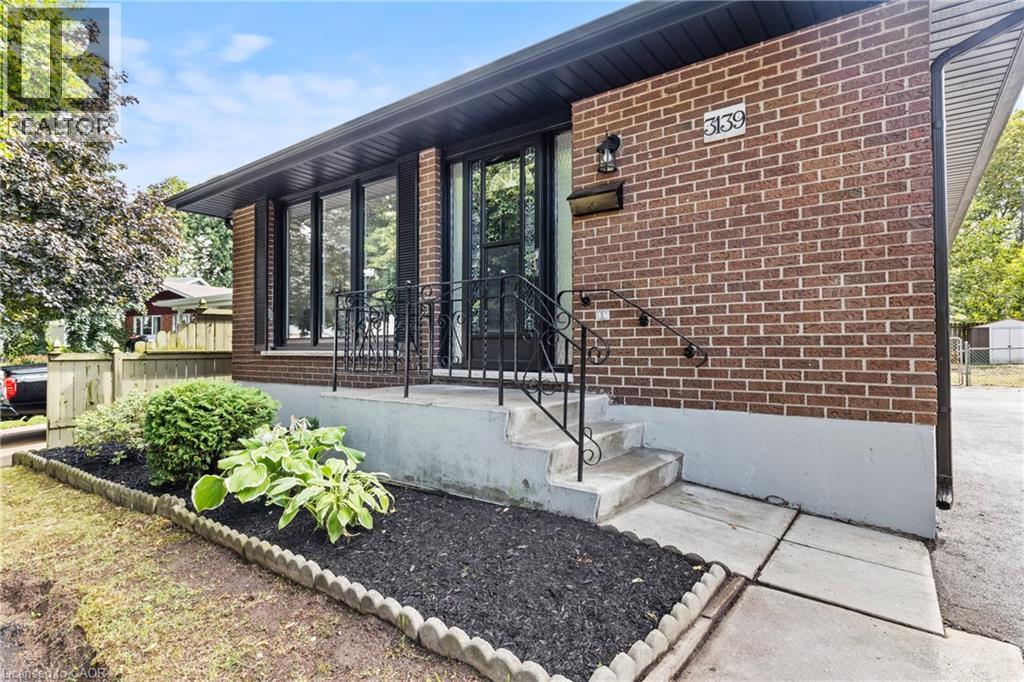 3139 Secord Place, Niagara Falls, Ontario  L2J 3K5 - Photo 8 - 40775807