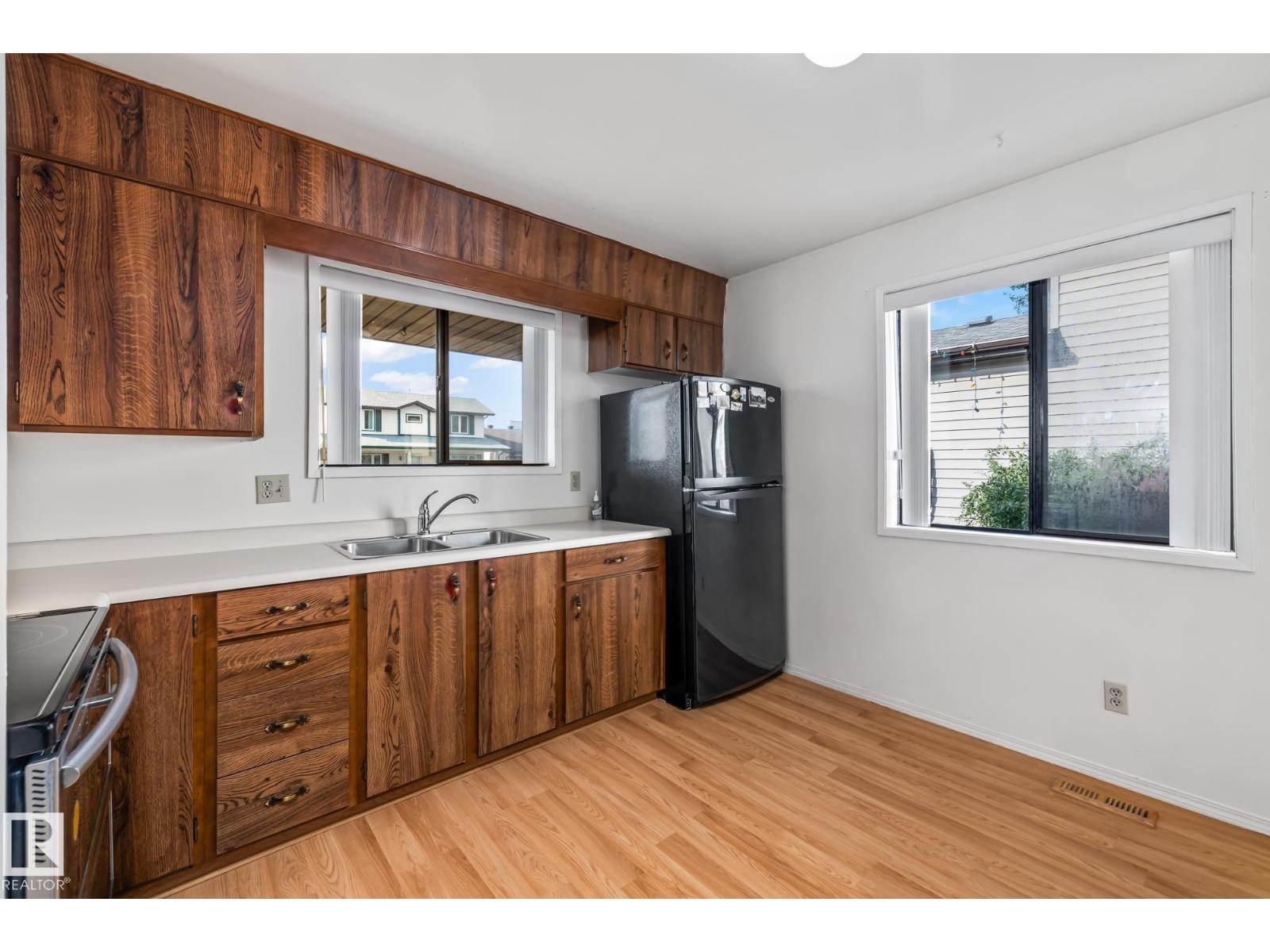 7327 189 St Nw Nw, Edmonton, Alberta  T5T 5G7 - Photo 9 - E4460492