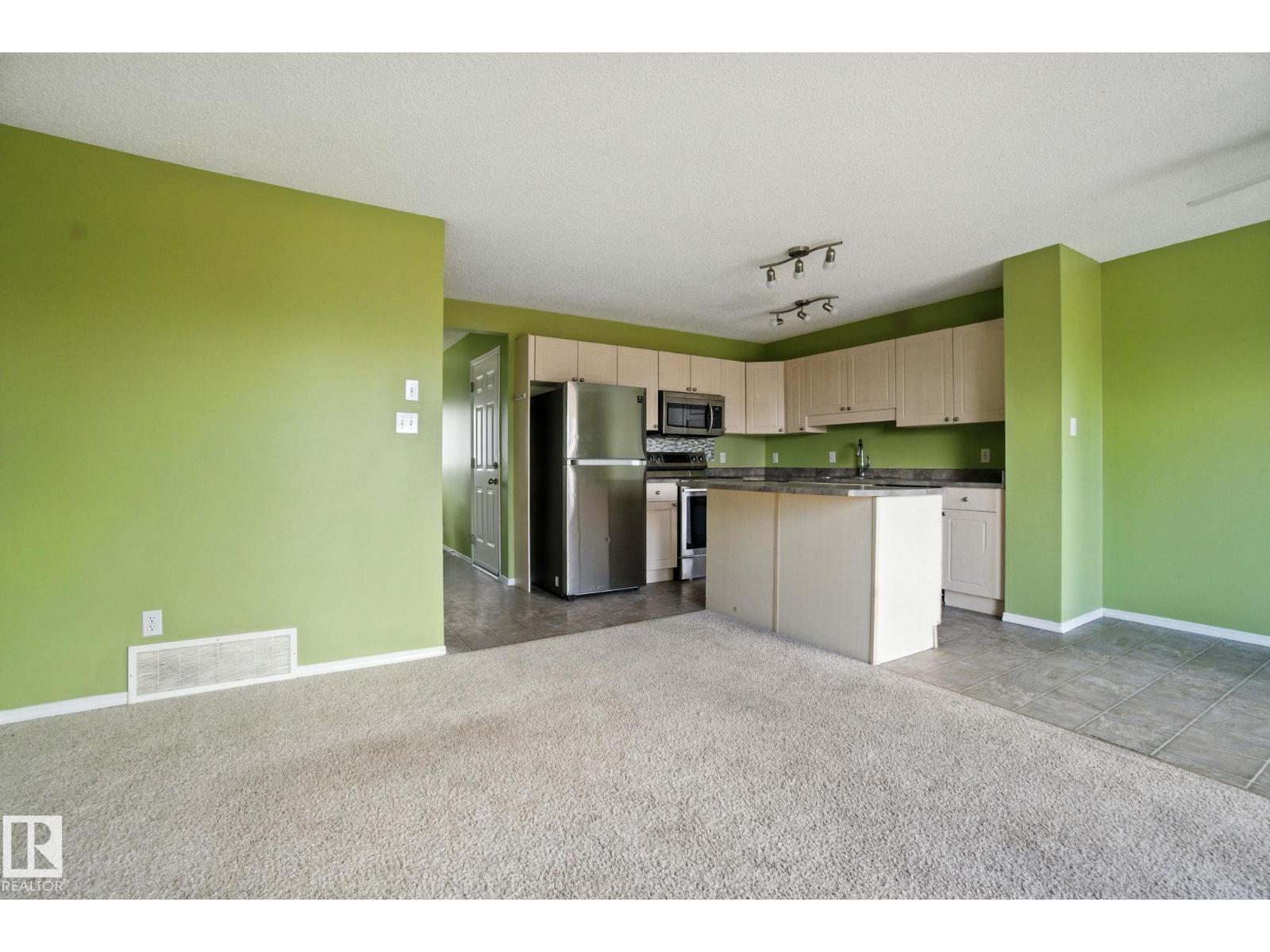 8016 2 Av Sw, Edmonton, Alberta  T6X 1K3 - Photo 11 - E4460494