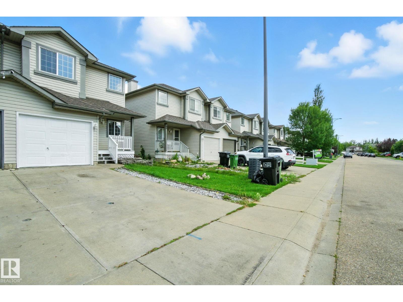 8016 2 Av Sw, Edmonton, Alberta  T6X 1K3 - Photo 4 - E4460494