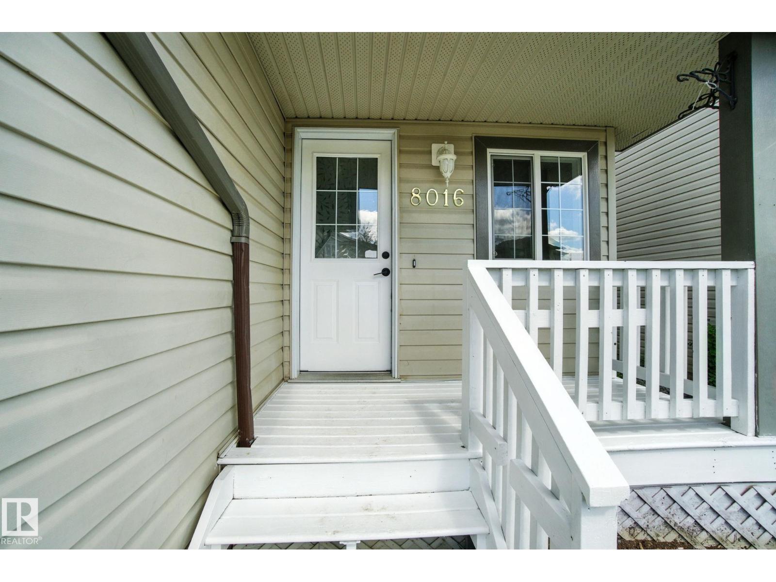 8016 2 Av Sw, Edmonton, Alberta  T6X 1K3 - Photo 5 - E4460494